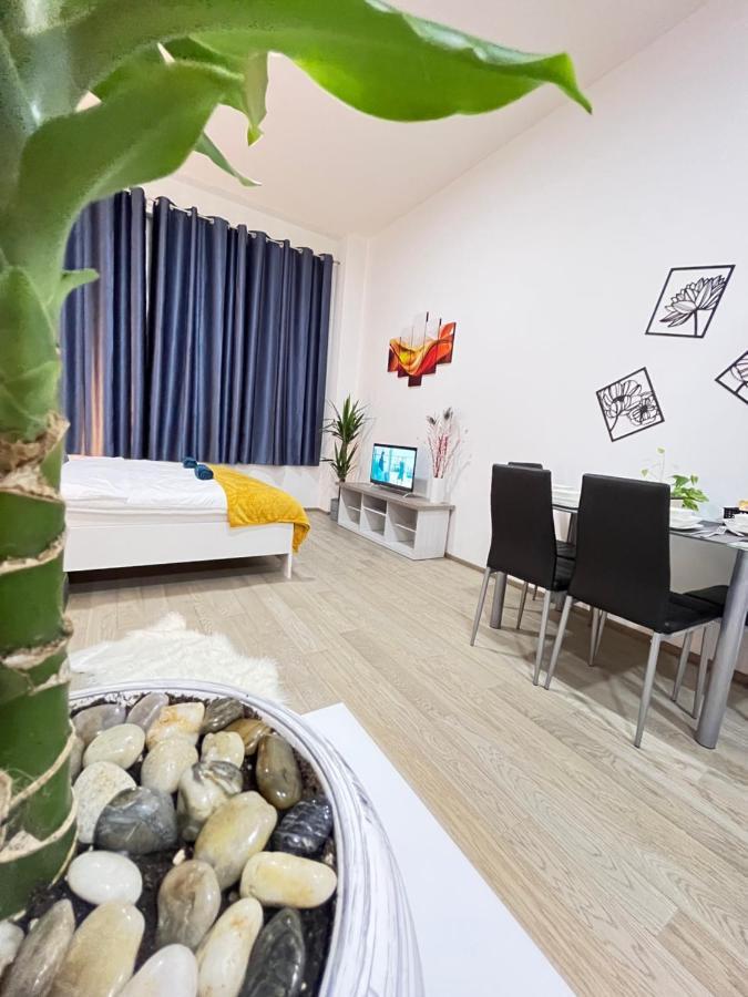 Vit Apartment - Free Parking - O2 Arena Prague Luaran gambar