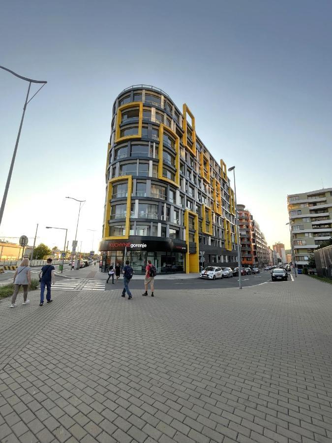 Vit Apartment - Free Parking - O2 Arena Prague Luaran gambar