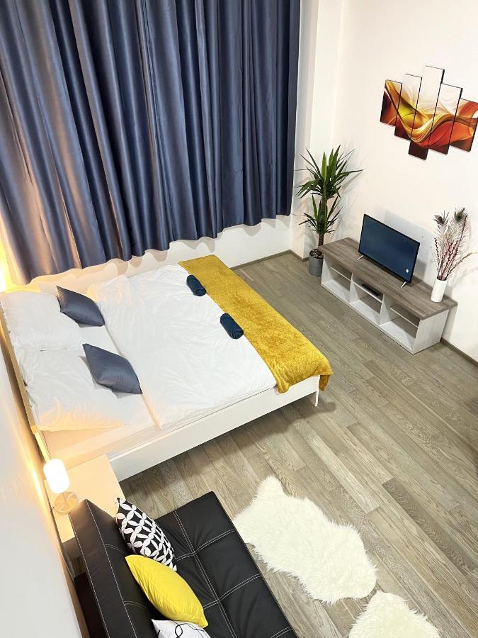 Vit Apartment - Free Parking - O2 Arena Prague Luaran gambar