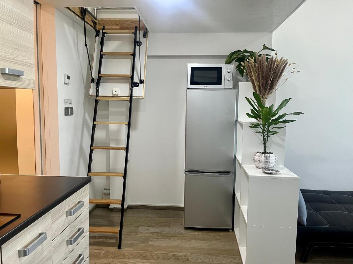 Vit Apartment - Free Parking - O2 Arena Prague Luaran gambar